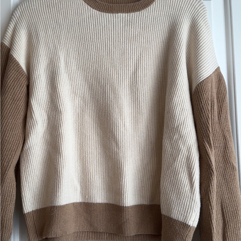 Express Cream and Tan Women's Sweater